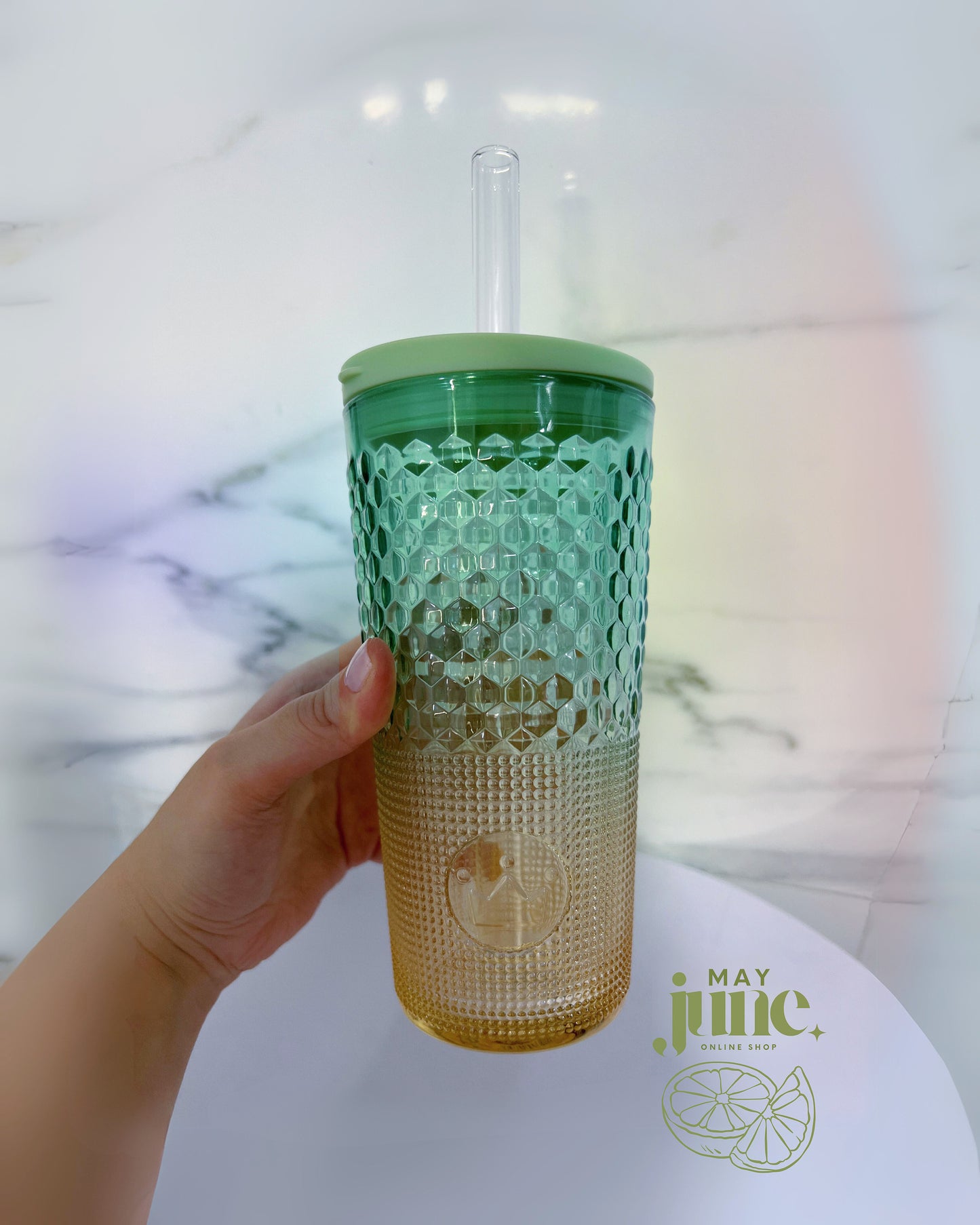 Glass tumbler with straw