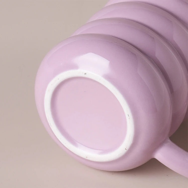 Wavy ceramic mug