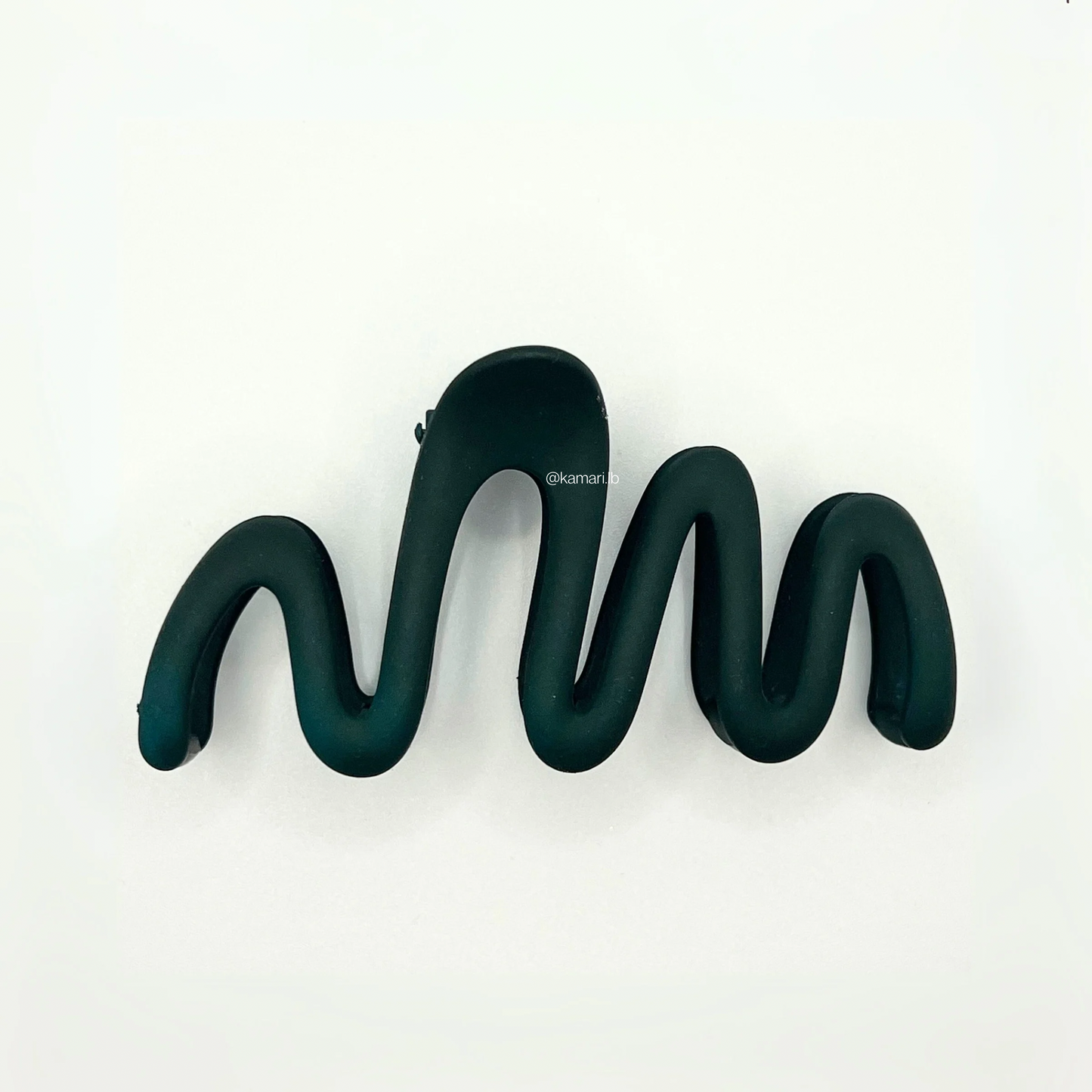 Wavy claw clips
