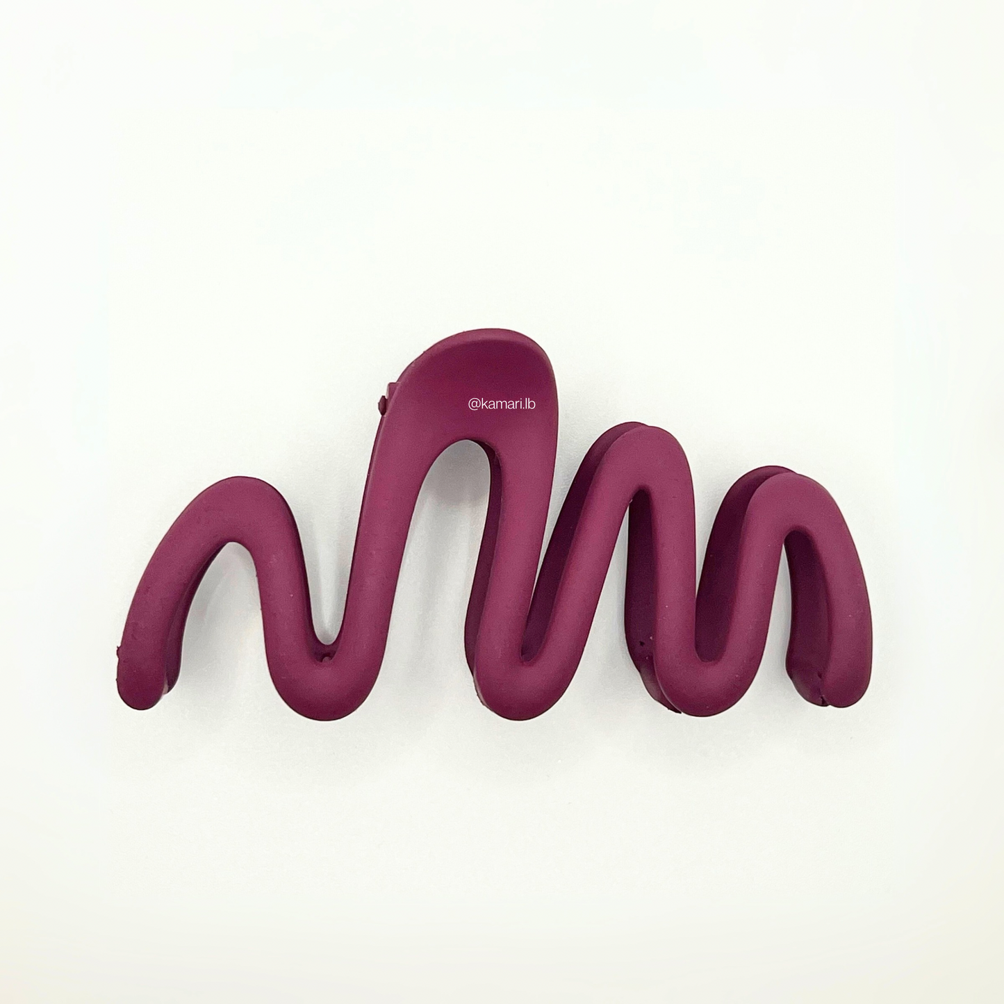 Wavy claw clips