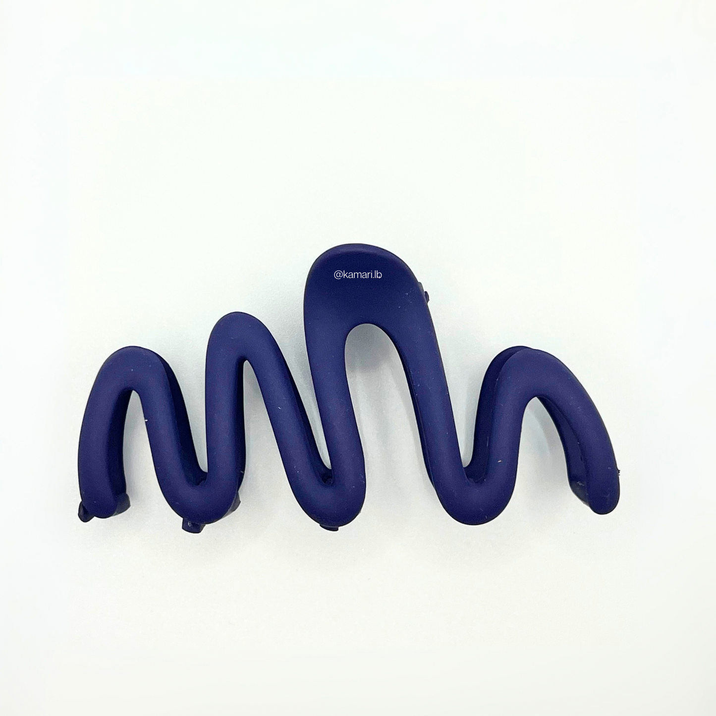 Wavy claw clips