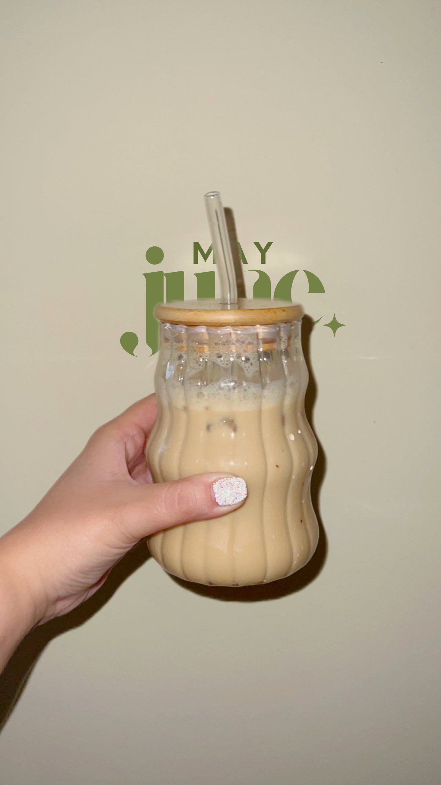 Aesthetic with bamboo lid