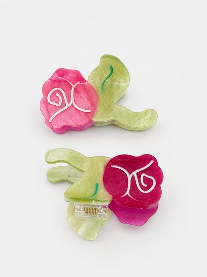 Rosalie Claw Clip 🌹