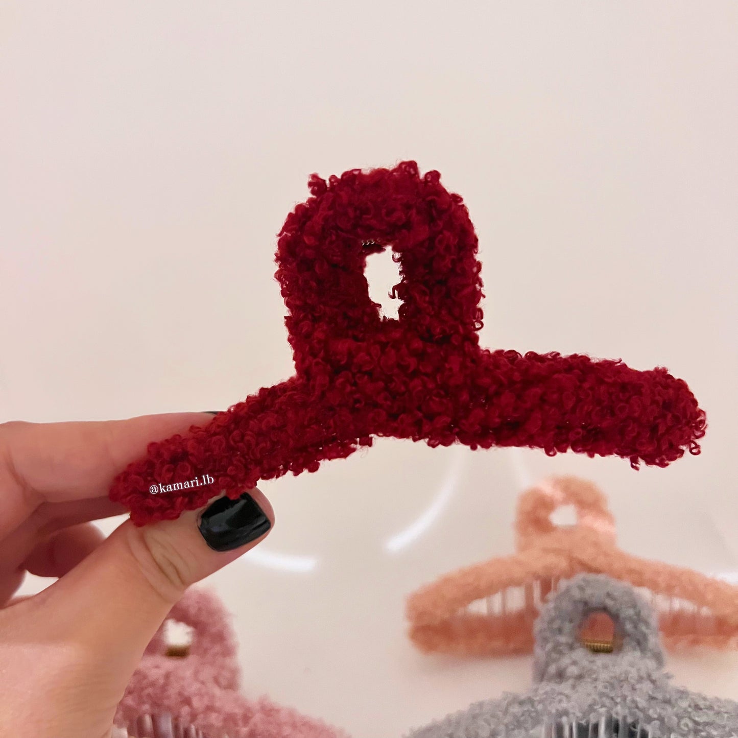 Fuzzy Claw Clips 🌬️